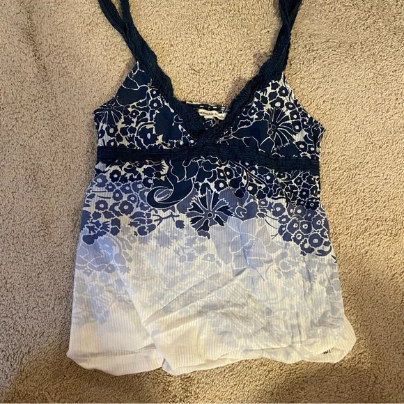 Abercrombie tank top - Picture 2 of 5